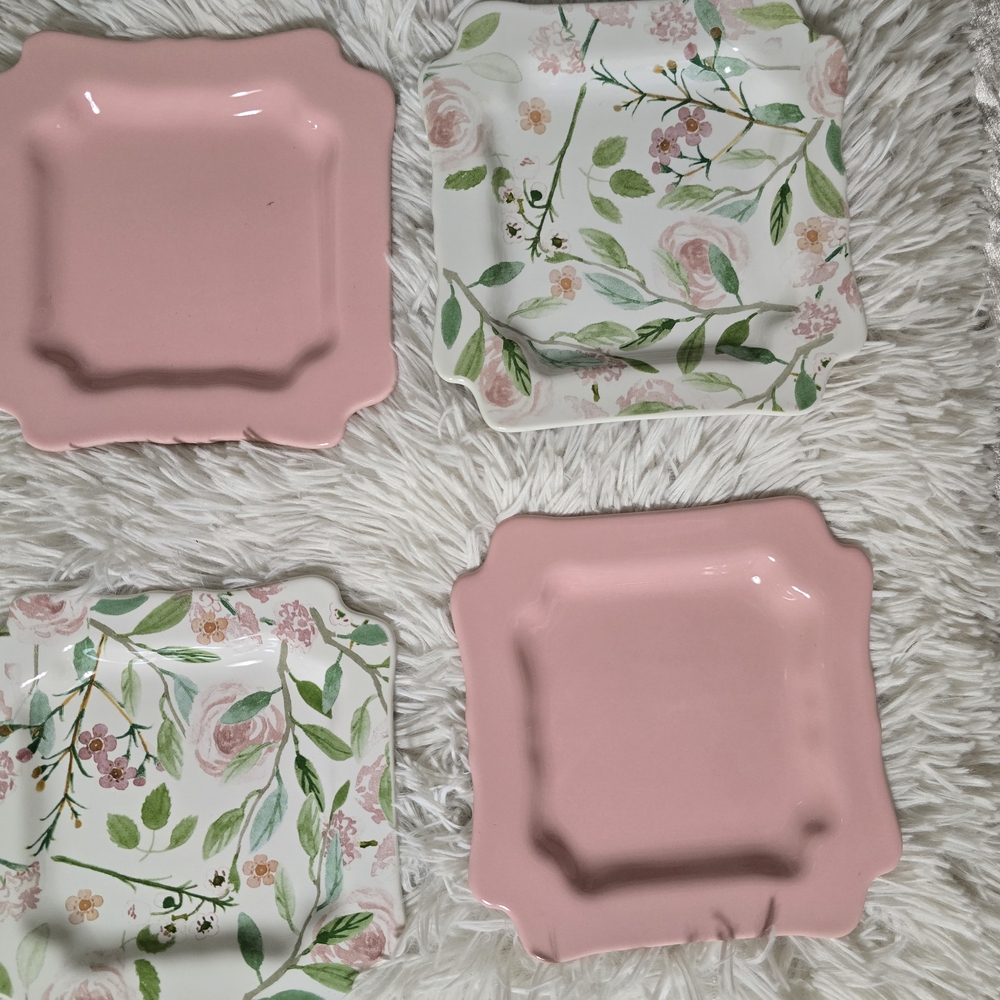 Sweet & Laurel Pink and White Square Dissert Set with Scalloped Edges